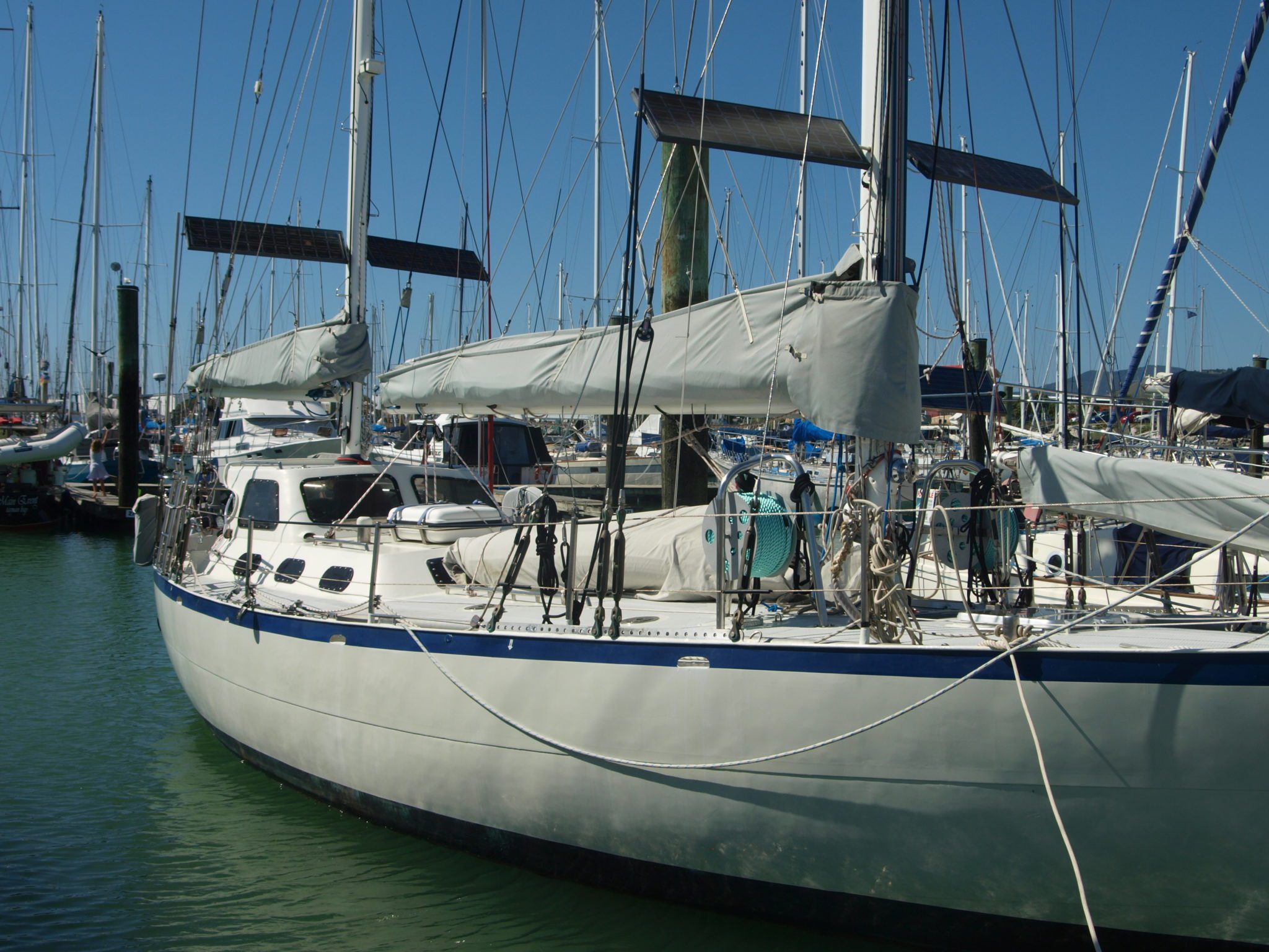Segelboot Weisse Punkte Auf Grun Dek160 15