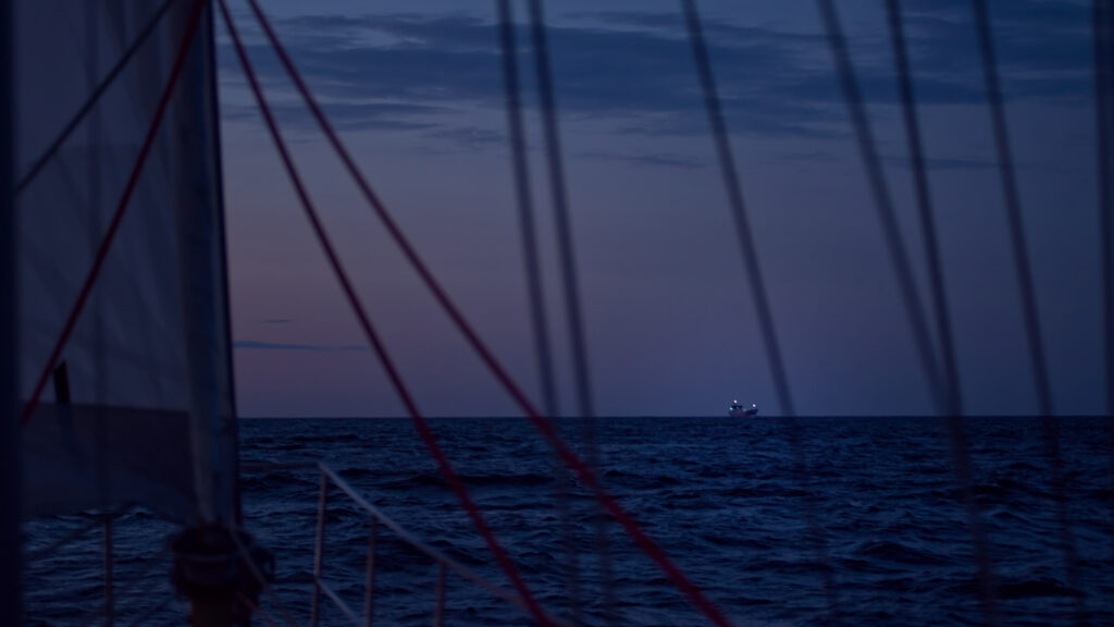 Ruhige Nacht auf See